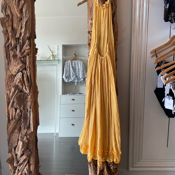 Jen's Pirate Booty Backless dress - Picture 4 of 6